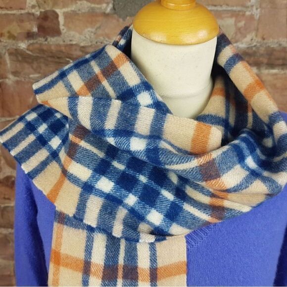 LOCHMERE 100% Cashmere Plaid Scarf - Picture 3 of 7